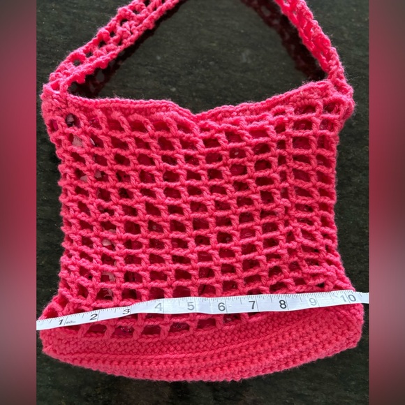 Hand crocheted fully lined bag - Picture 3 of 4